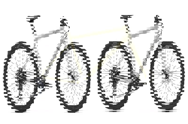 Commencal FCB ESSENTIAL CHALK 2025