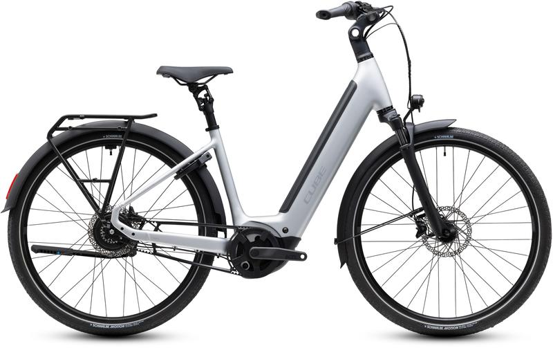 Cube Supreme Hybrid Deluxe Pro 600 silverstar´n´reflex