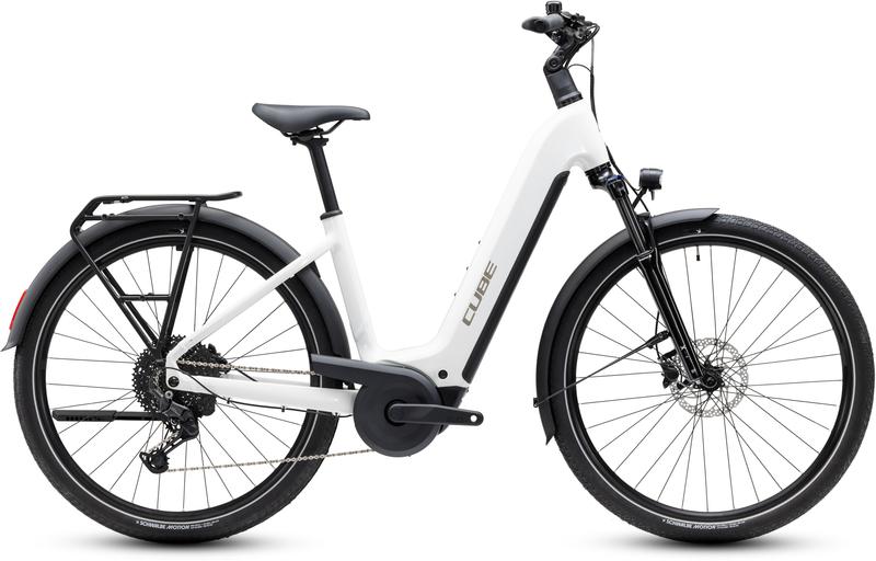 Cube Touring Hybrid ONE 600 metallicwhite´n´chrome