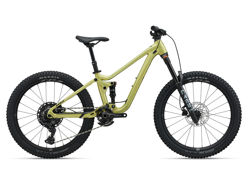 Giant Faith 24