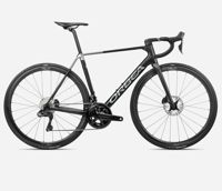 Orbea ORCA M20iTEAM 2024 1489 9504 T110TTCC A6 SIDE ORCA M20iTEAM over