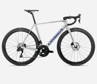 Orbea ORCA M30iLTD PWR 2024 1487 9499 T113TTCC A7 SIDE ORCA M30iLTD PWR over