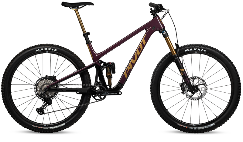 Pivot Trailcat LT Pro XT/XTR Neo w/ Carbon Wheels