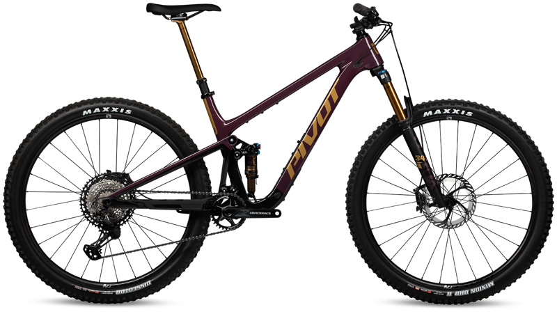 Pivot Trailcat SL Pro XT/XTR w/ Carbon Wheels